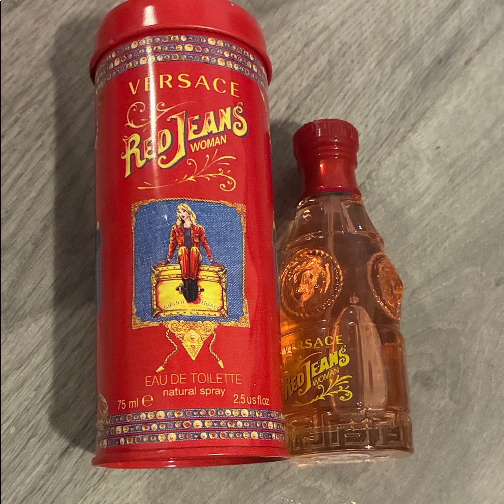 Versace Red Jeans Woman Eau de Toilette - Red